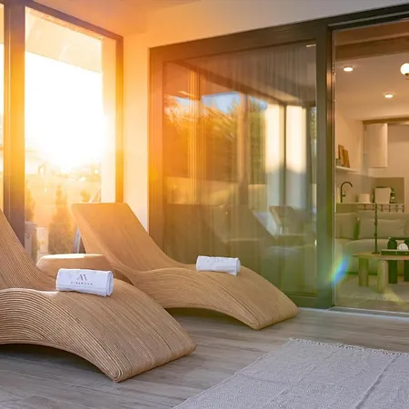 Mielnovo - Dom Z Basenem, Sauna I Jacuzzi * ミエルノ