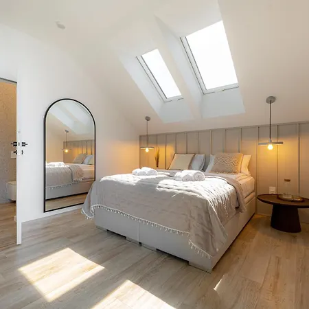 別荘 Mielnovo - Dom Z Basenem, Sauna I Jacuzzi