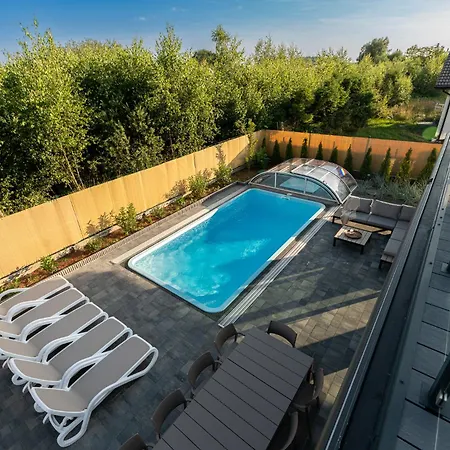 別荘 Mielnovo - Dom Z Basenem, Sauna I Jacuzzi *